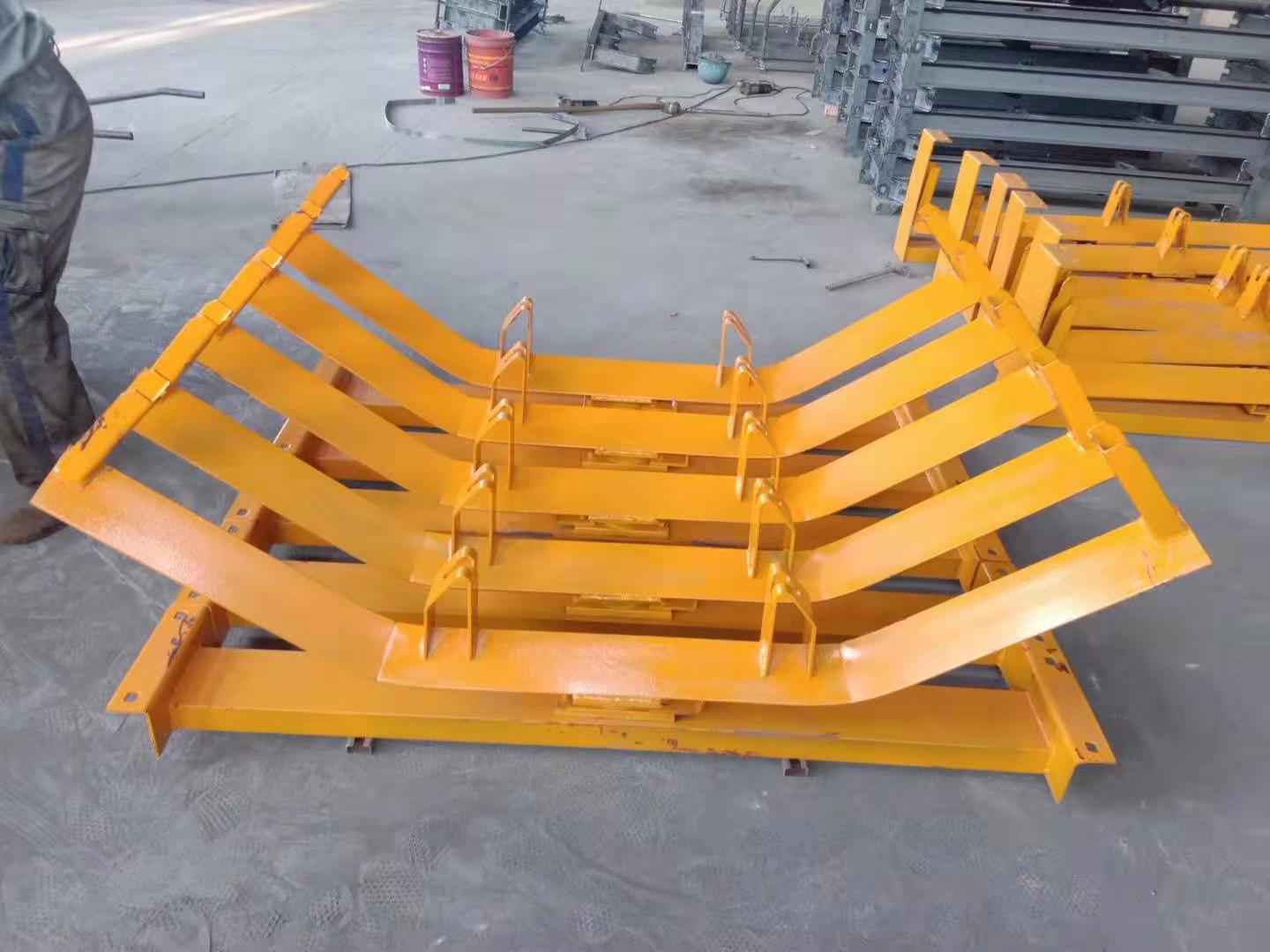 DTII摩擦调心支架(B=500mm-1800mm)